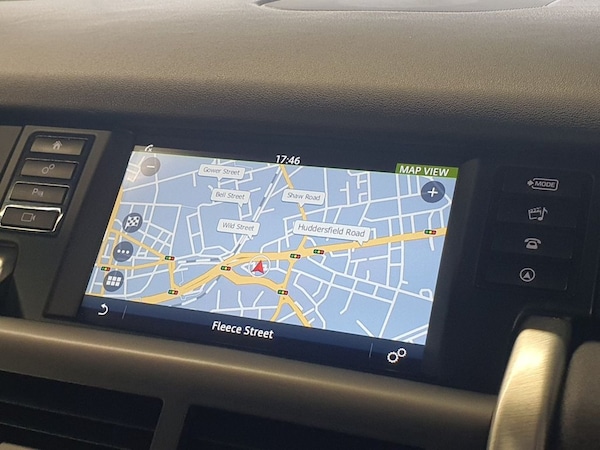 Used Land Rover Discovery Sport 2017 for sale - 76235310: Photo 46