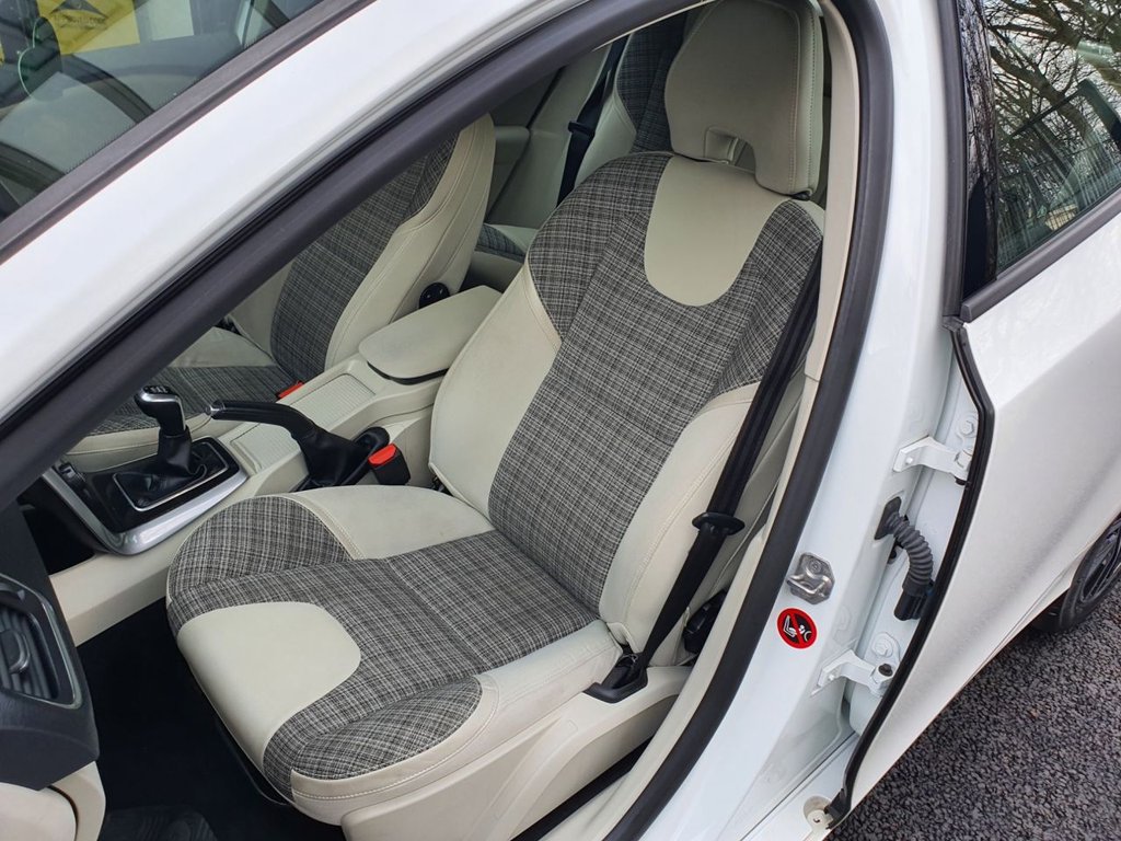 Used Volvo V40 2018 for sale - 77451656: Photo 20