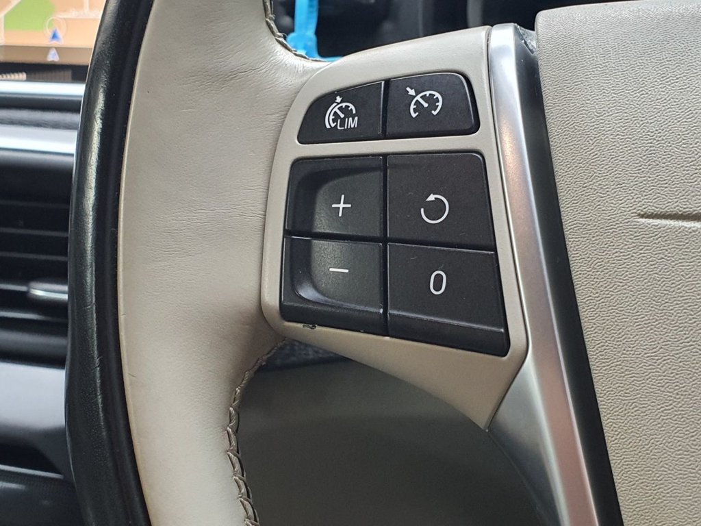 Used Volvo V40 2018 for sale - 77451656: Photo 25