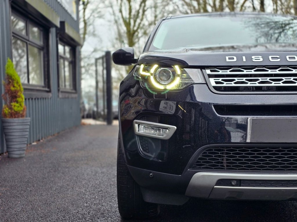 Used Land Rover Discovery Sport 2017 for sale - 77236719: Photo 12