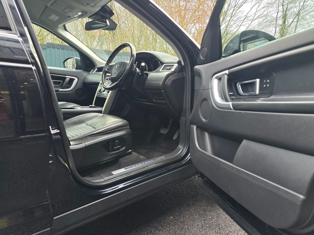 Used Land Rover Discovery Sport 2017 for sale - 77236719: Photo 13