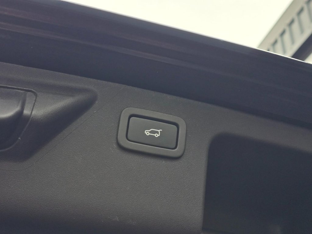 Used Land Rover Discovery Sport 2017 for sale - 77236719: Photo 20