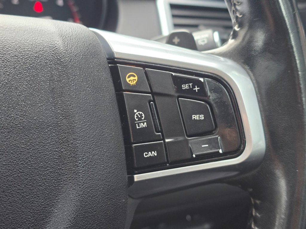 Used Land Rover Discovery Sport 2017 for sale - 77236719: Photo 31