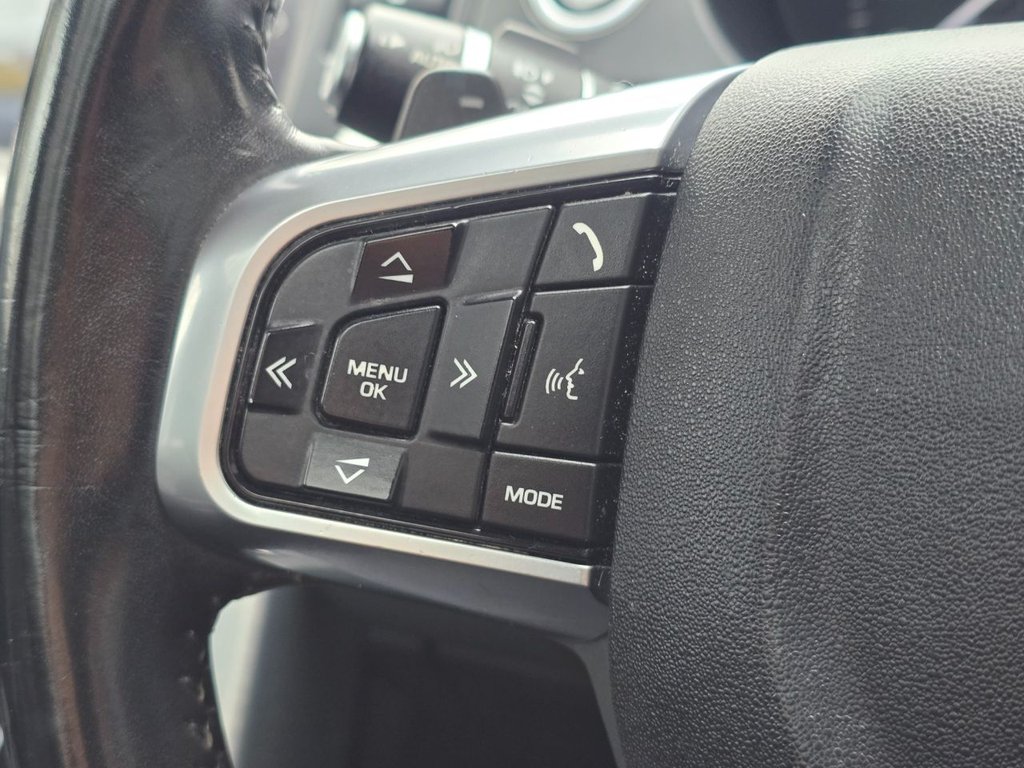 Used Land Rover Discovery Sport 2017 for sale - 77236719: Photo 32