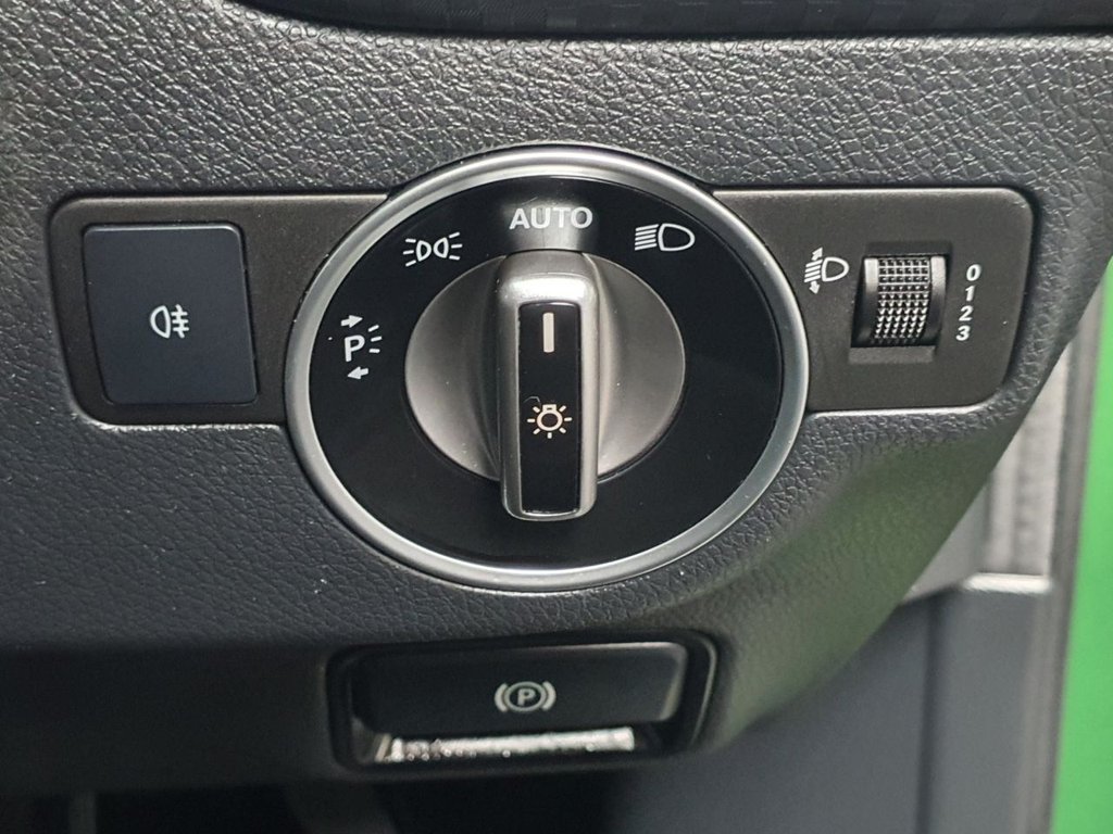 Used Mercedes-Benz A-Class 2017 for sale - 77236397: Photo 22