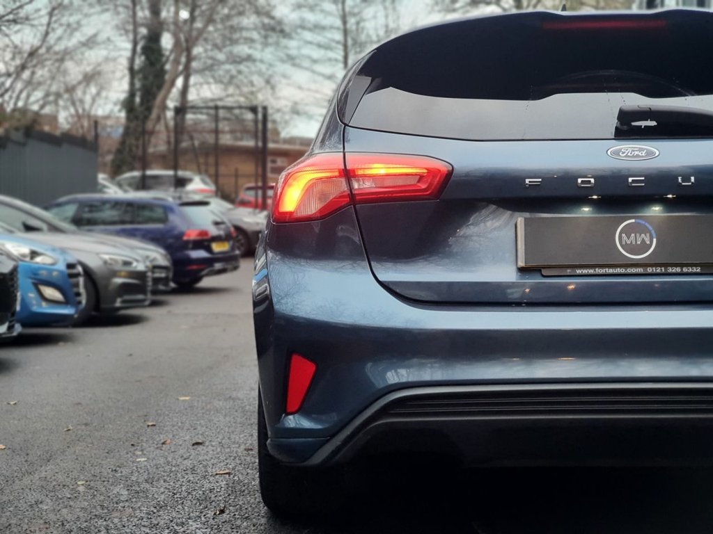 Used Ford Focus 2018 for sale - 76604985: Photo 10