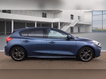 Used Ford Focus 2018 for sale - 76604985: Photo