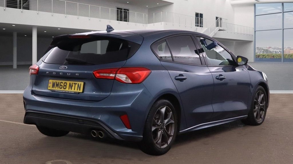 Used Ford Focus 2018 for sale - 76604985: Photo 5