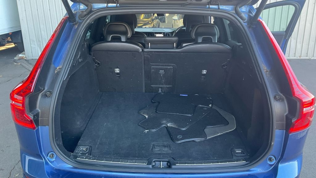Used Volvo XC60 2018 for sale - 76132288: Photo 7