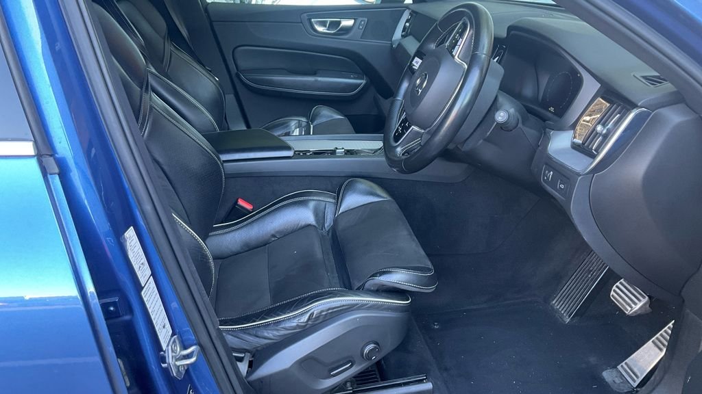 Used Volvo XC60 2018 for sale - 76132288: Photo 9