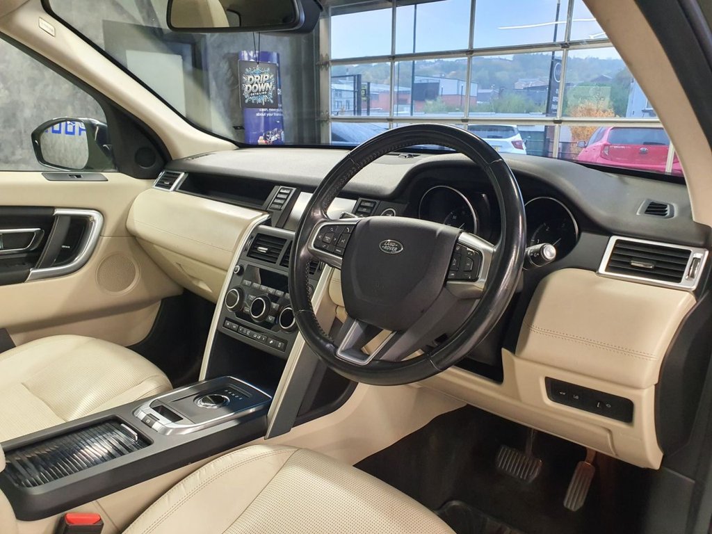 Used Land Rover Discovery Sport 2016 for sale - 76173400: Photo 24