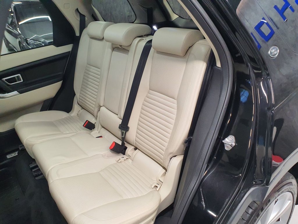 Used Land Rover Discovery Sport 2016 for sale - 76173400: Photo 30