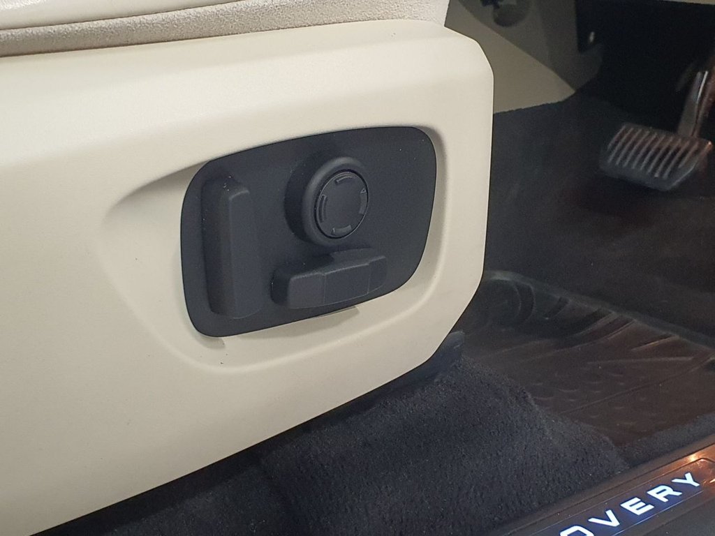 Used Land Rover Discovery Sport 2016 for sale - 76173400: Photo 46