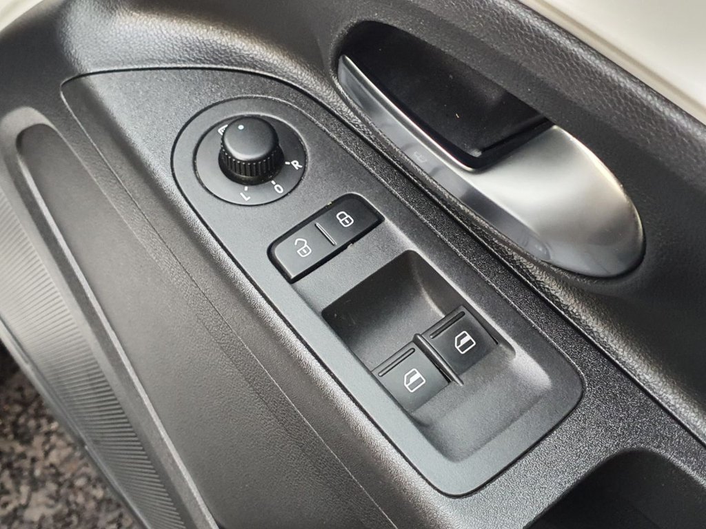 Used Volkswagen up! 2015 for sale - 77236482: Photo 20