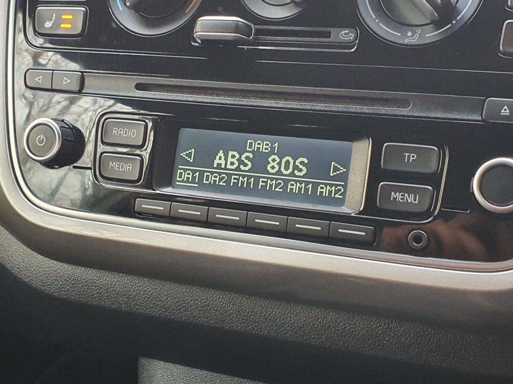 Used Volkswagen up! 2015 for sale - 77236482: Photo 23