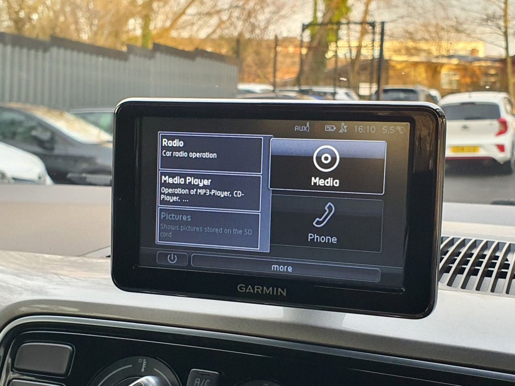 Used Volkswagen up! 2015 for sale - 77236482: Photo 28