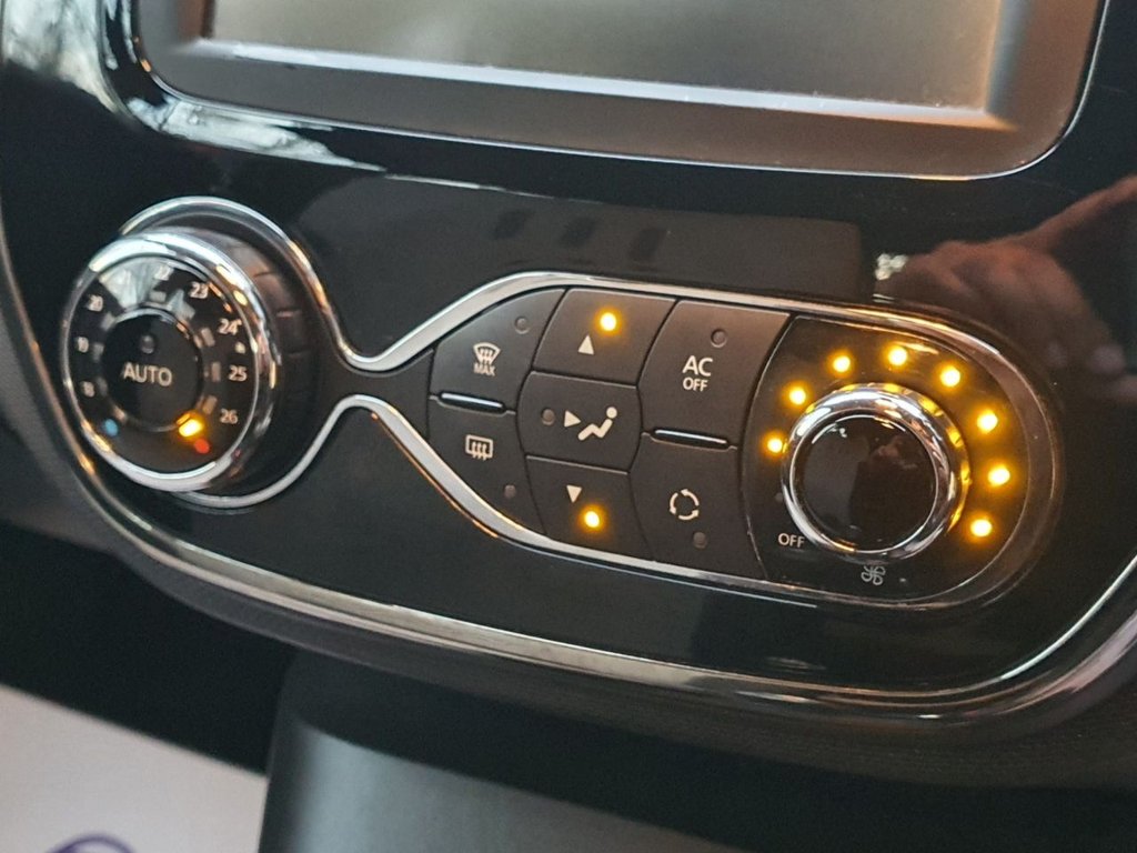 Used Renault Captur 2014 for sale - 77236670: Photo 24