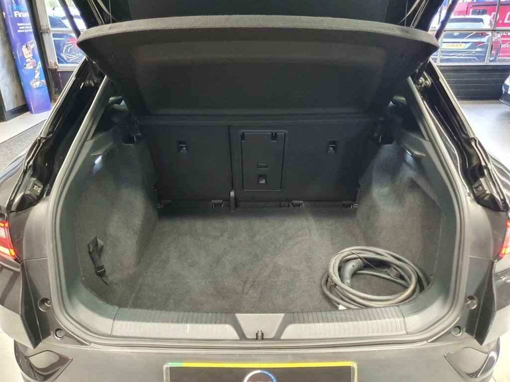 Used Volkswagen ID.4 2021 for sale - 76256160: Photo 24