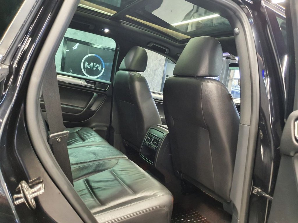 Used Volkswagen Touareg 2017 for sale - 76333863: Photo 24