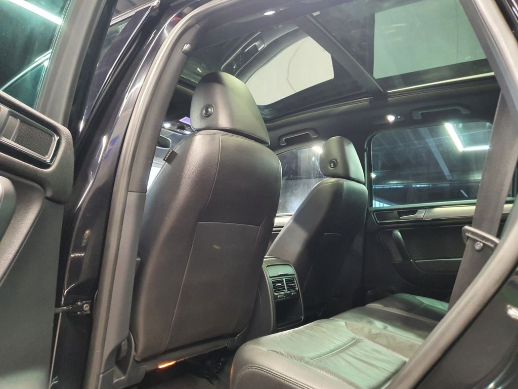 Used Volkswagen Touareg 2017 for sale - 76333863: Photo 28