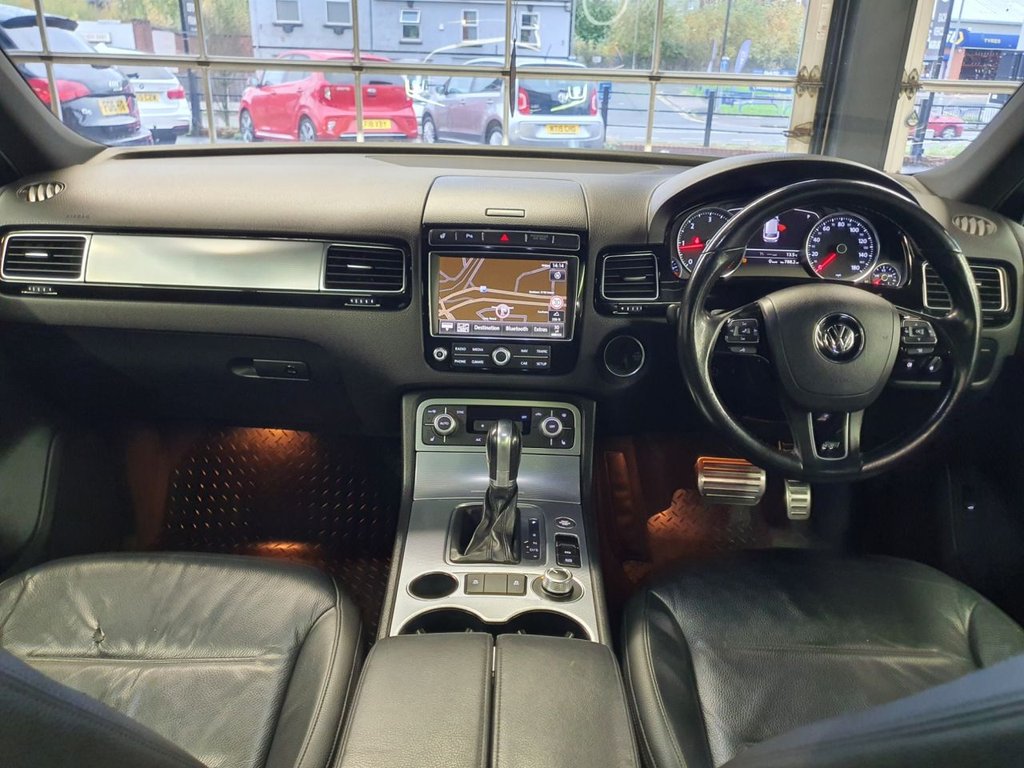 Used Volkswagen Touareg 2017 for sale - 76333863: Photo 33