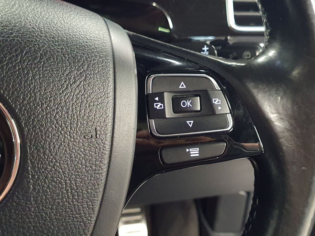 Used Volkswagen Touareg 2017 for sale - 76333863: Photo 36