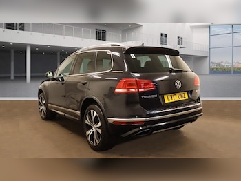 Used Volkswagen Touareg 2017 for sale - 76333863: Photo