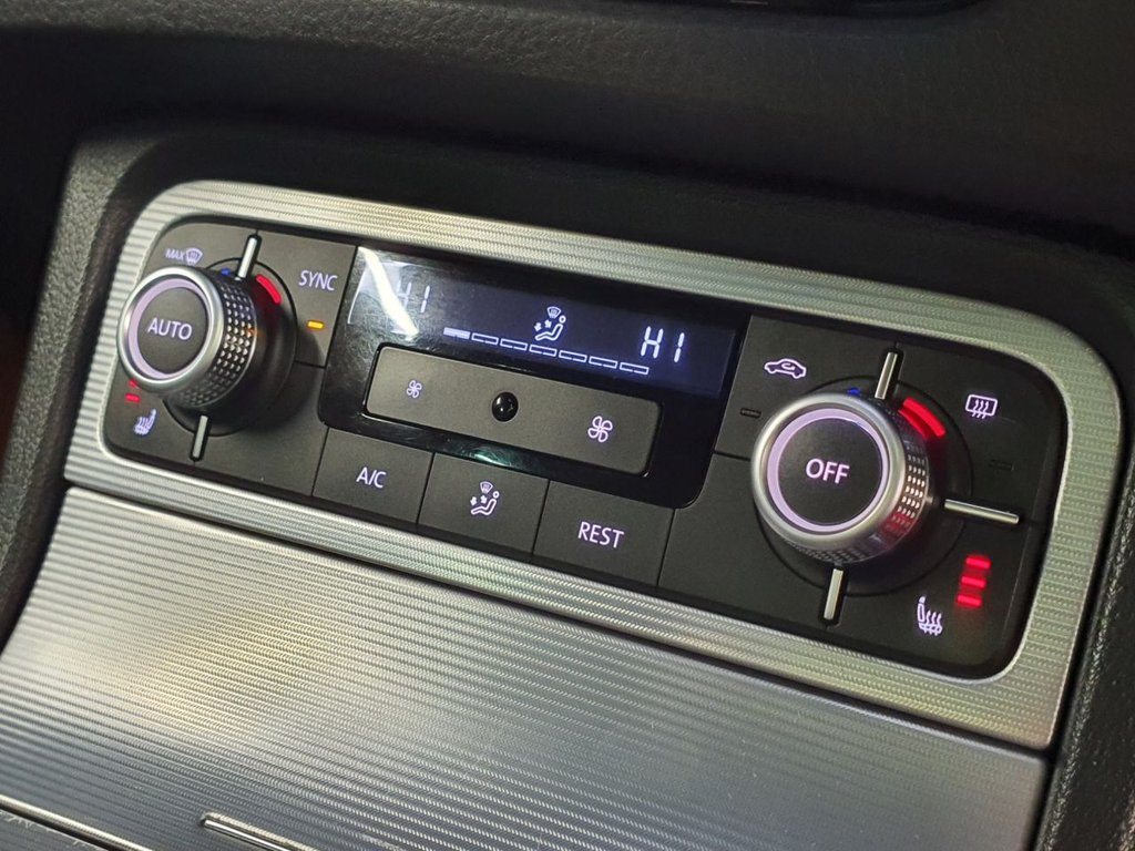 Used Volkswagen Touareg 2017 for sale - 76333863: Photo 41