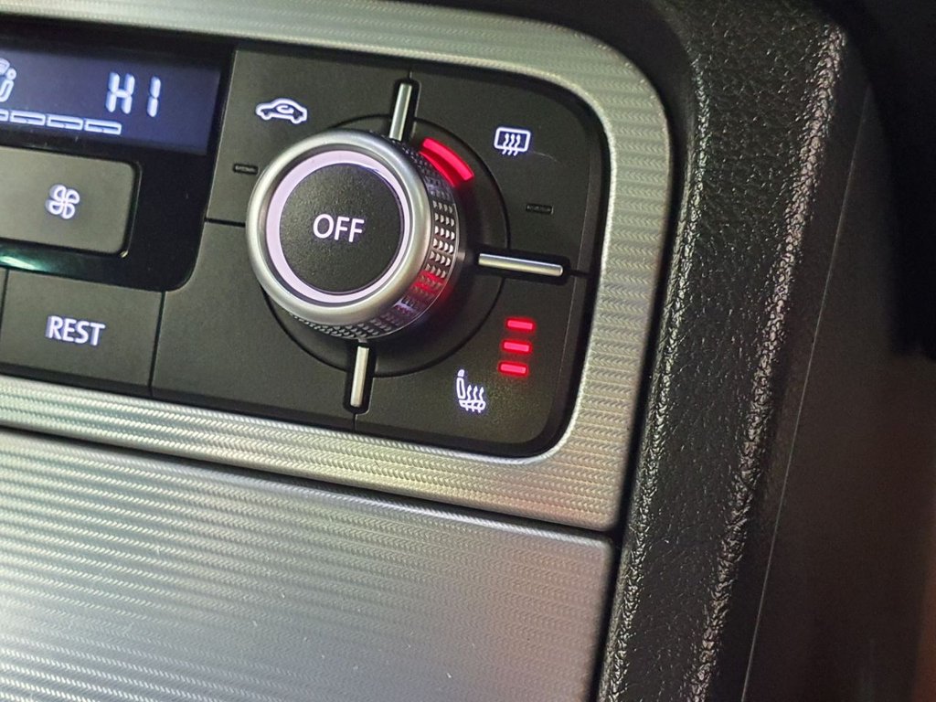 Used Volkswagen Touareg 2017 for sale - 76333863: Photo 42