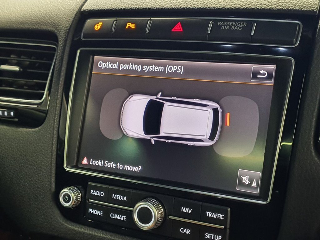 Used Volkswagen Touareg 2017 for sale - 76333863: Photo 48