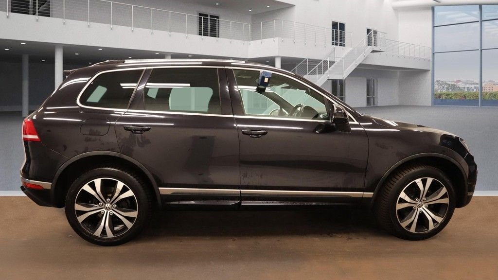 Used Volkswagen Touareg 2017 for sale - 76333863: Photo 5