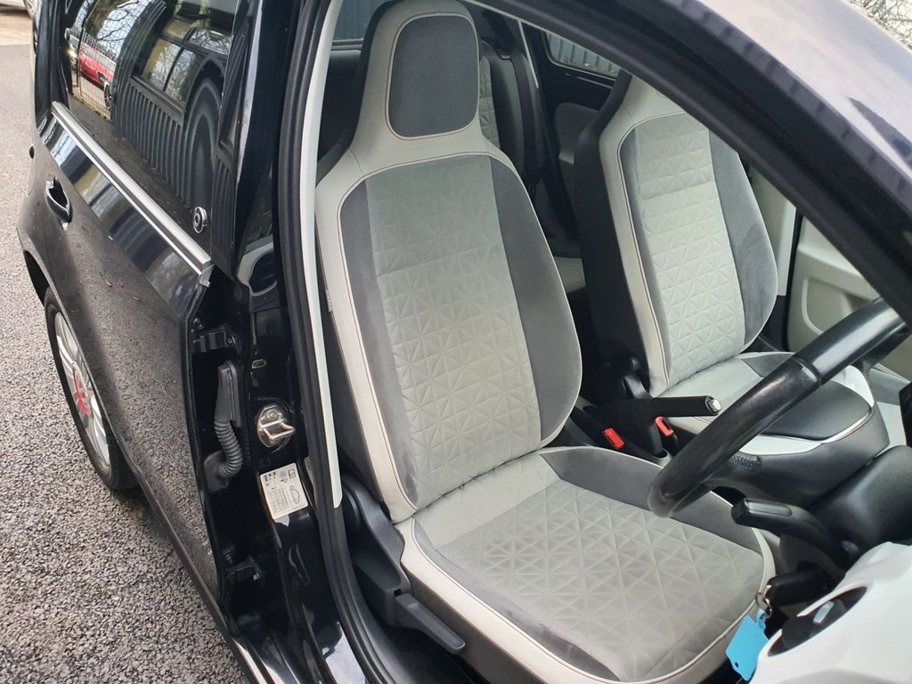 Used Volkswagen up! 2017 for sale - 77236357: Photo 13