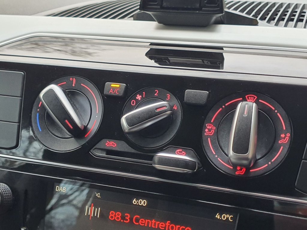 Used Volkswagen up! 2017 for sale - 77236357: Photo 24