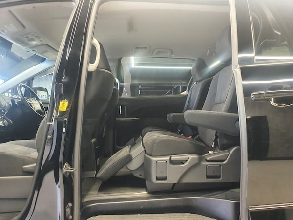 Used Toyota Estima 2012 for sale - 75272035: Photo 34
