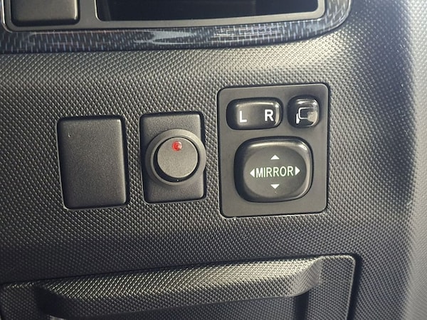 Used Toyota Estima 2012 for sale - 75272035: Photo 44