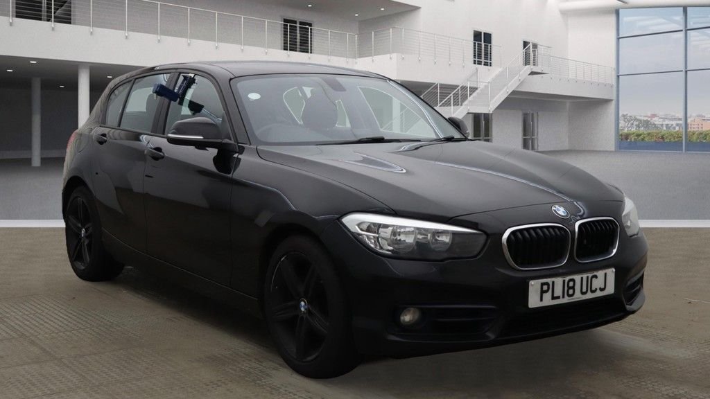 Used BMW 1 Series 2018 for sale - 76604775: Photo 2