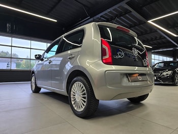Used Volkswagen up! 2015 for sale - 76923310: Photo