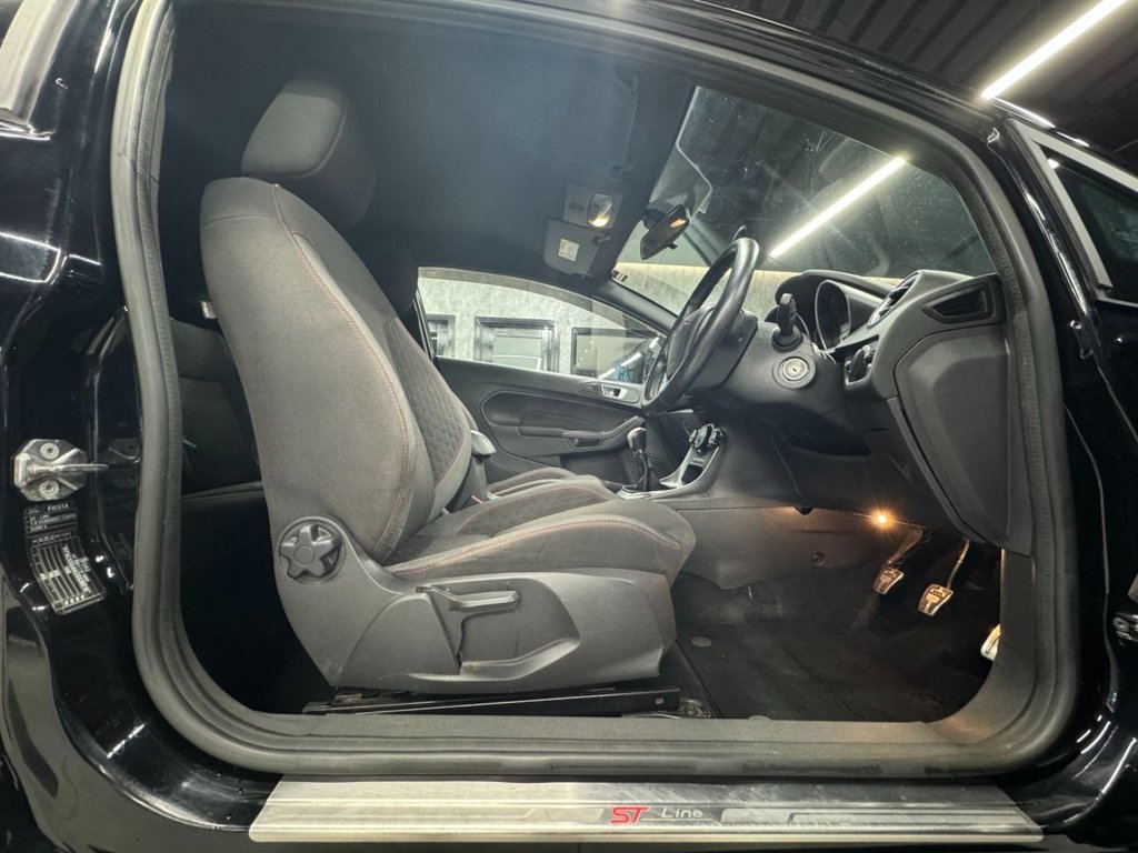 Used Ford Fiesta 2016 for sale - 76655201: Photo 17