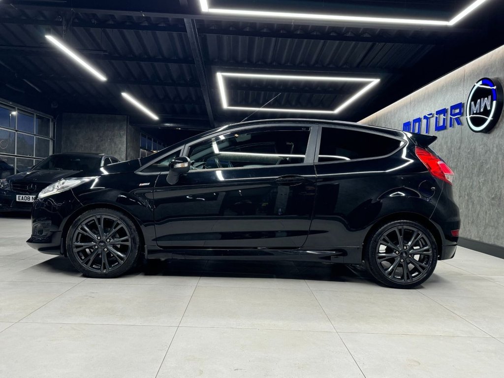 Used Ford Fiesta 2016 for sale - 76655201: Photo 2