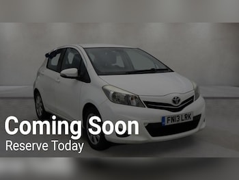Used Toyota Yaris 2013 for sale - 77236667: Photo