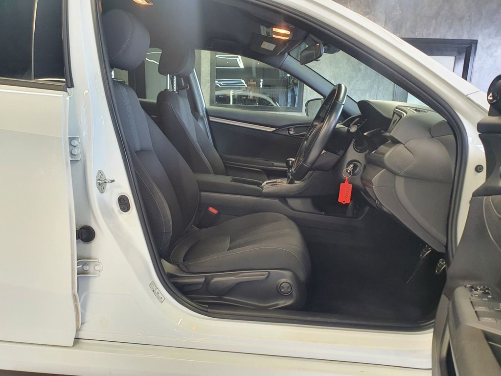 Used Honda Civic 2017 for sale - 76454061: Photo 21