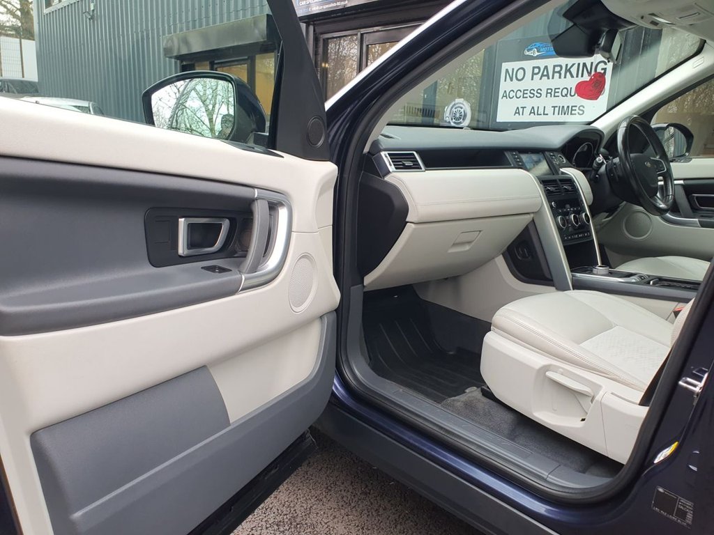 Used Land Rover Discovery Sport 2016 for sale - 77621187: Photo 21