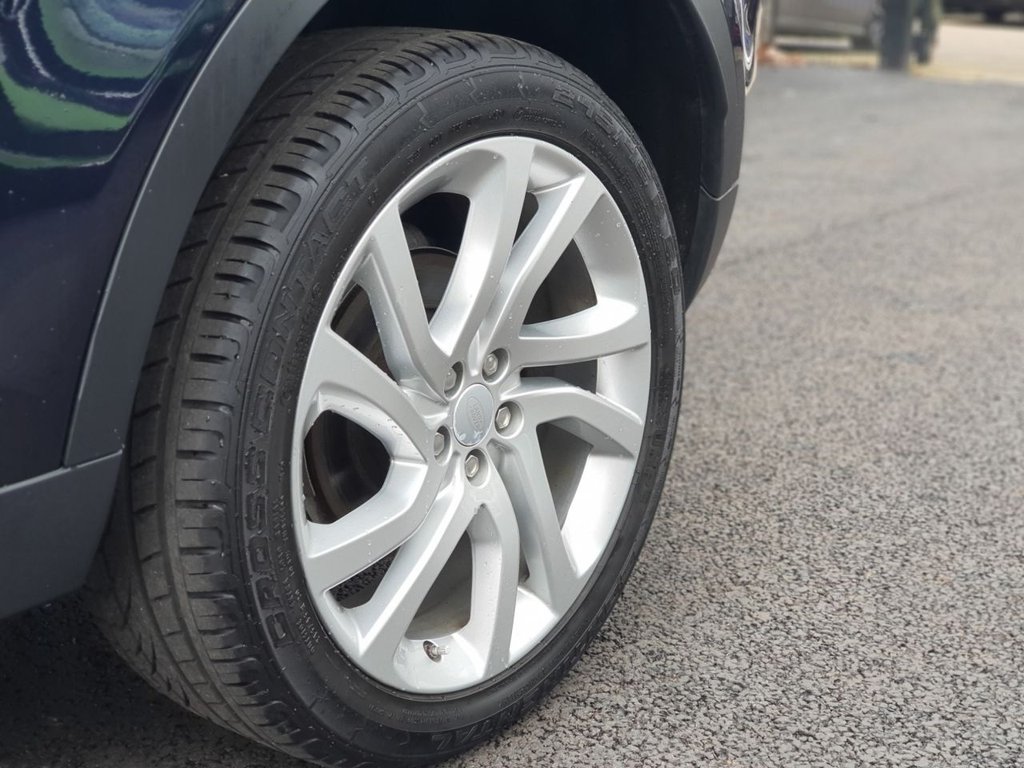 Used Land Rover Discovery Sport 2016 for sale - 77621187: Photo 9