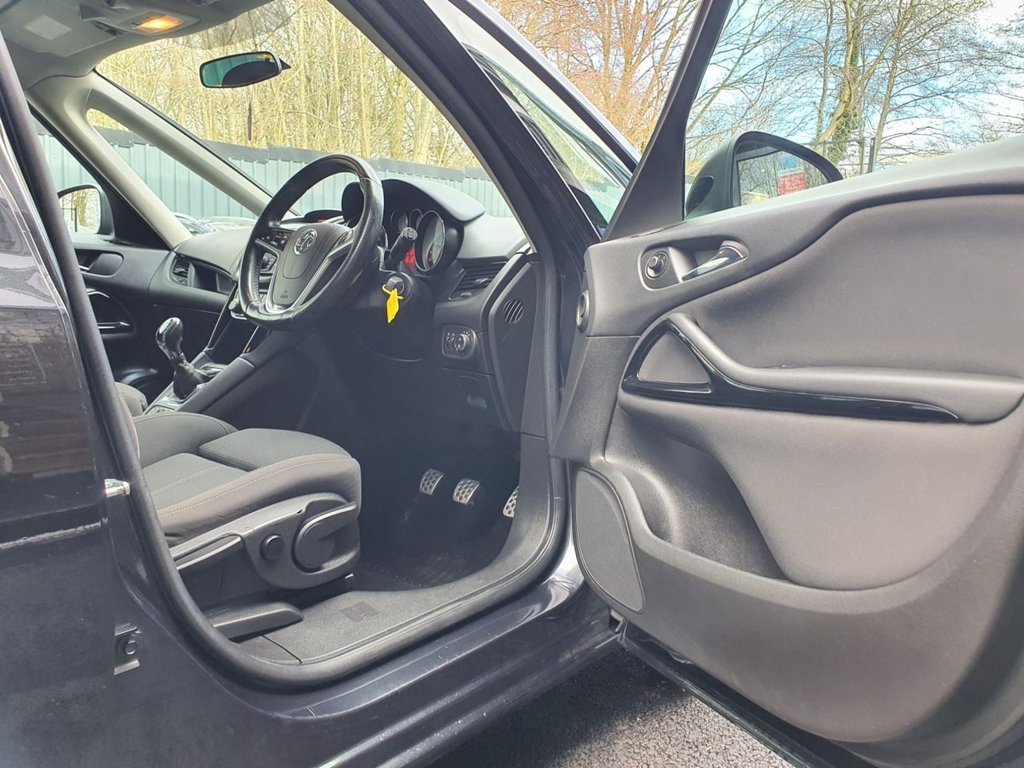 Used Vauxhall Zafira 2015 for sale - 77463690: Photo 9