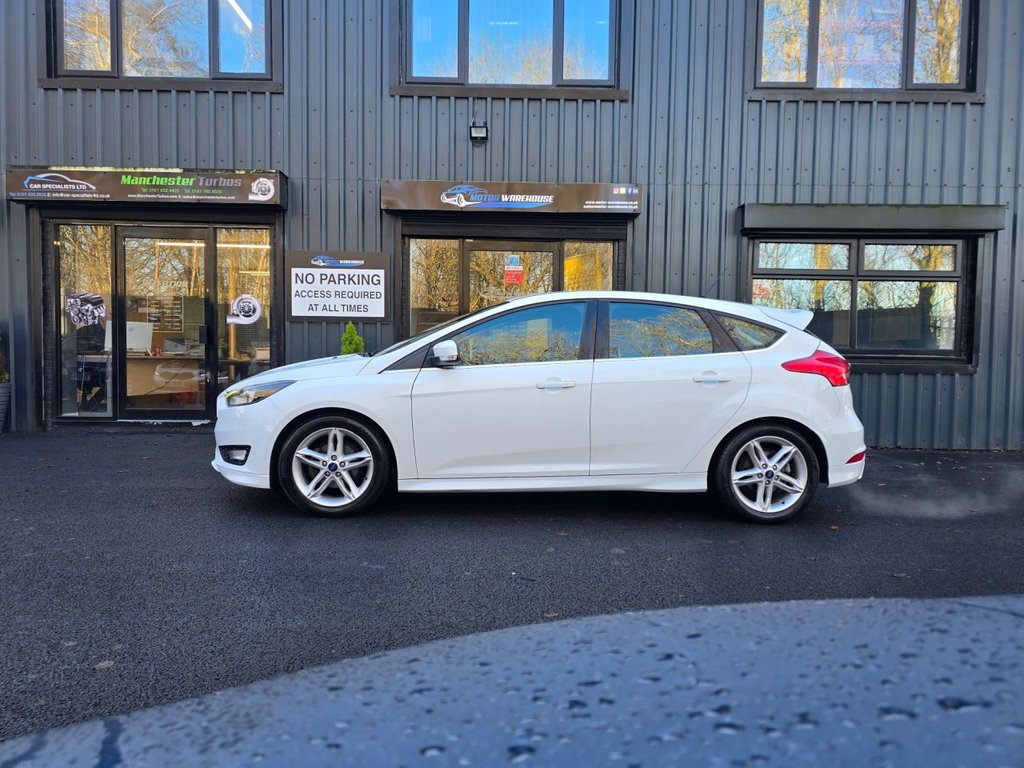 Used Ford Focus 2016 for sale - 77236348: Photo 2