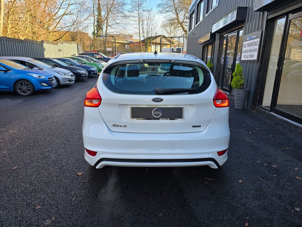 Used Ford Focus 2016 for sale - 77236348: Photo 4