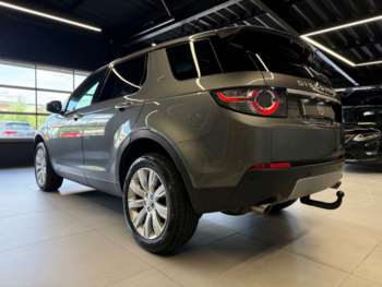 Used Land Rover Discovery Sport 2017 for sale - 75272046: Photo
