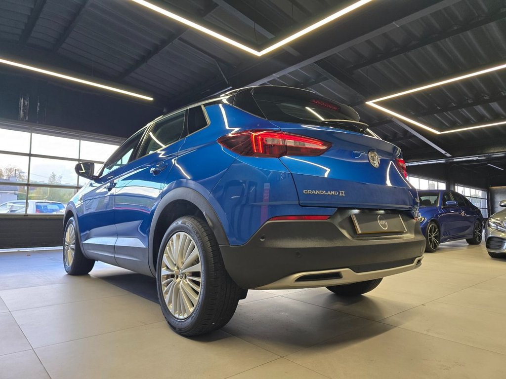 Used Vauxhall Grandland X 2019 for sale - 76333664: Photo 3