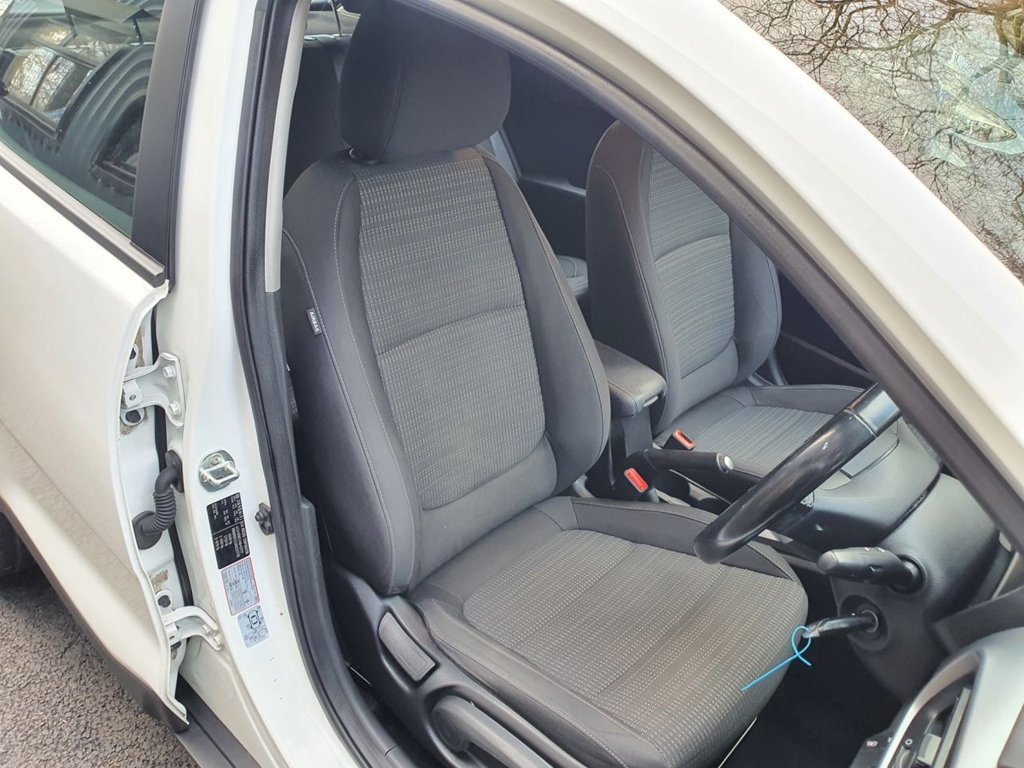 Used Kia Stonic 2019 for sale - 76453966: Photo 13