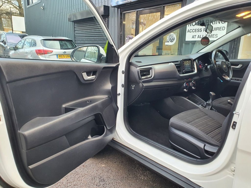 Used Kia Stonic 2019 for sale - 76453966: Photo 19